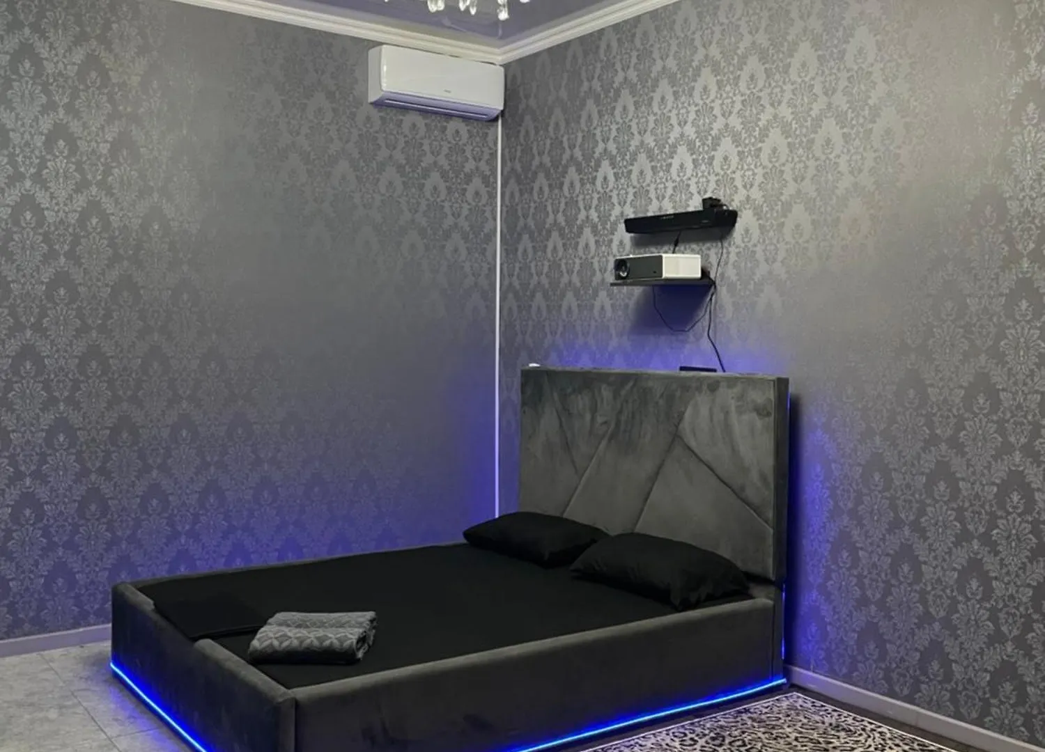 Hotel Cinema الماتي بيت الحب